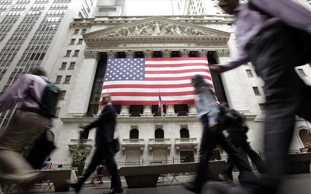 Επιστροφή στην πτωτική τροχιά για τη Wall Street