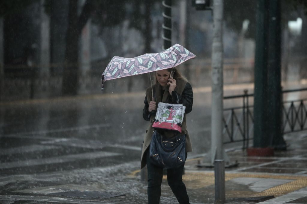 Καιρός – Βροχές και  καταιγίδες στην Αττική και άλλες περιοχές