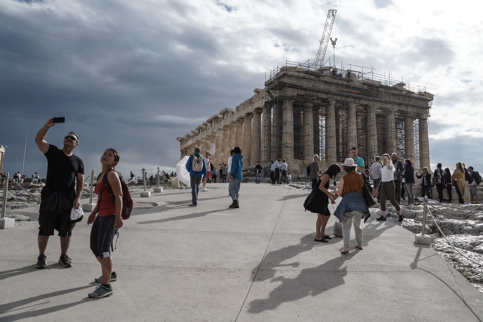 Η αναζωπύρωση της πανδημίας έφερε… Τσιόδρα – Το παρασκήνιο της επιστροφής και τα ηχηρά μηνύματα