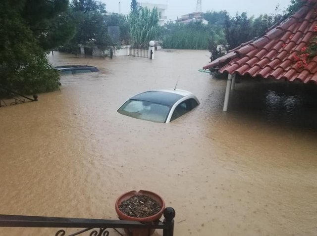Εύβοια – Δραματική κατάσταση με τις πλημμύρες στις πυρόπληκτες περιοχές