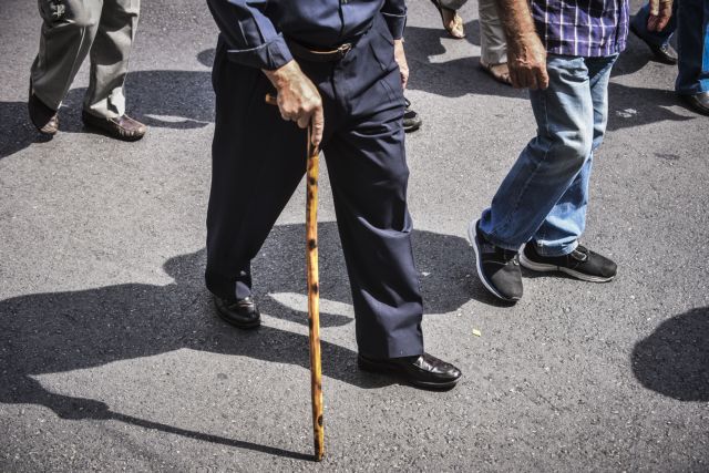 Αναδρομικά – Στο… περίμενε άλλοι 300.000 συνταξιούχοι – Τι γίνεται με τους κληρονόμους