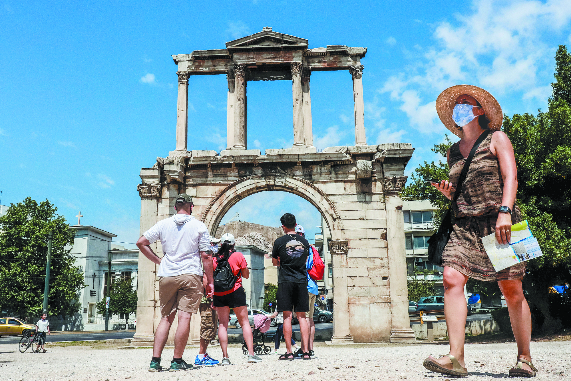 ΤτΕ: Αύξηση76,4% στις τουριστικές εισπράξεις το πρώτο δίμηνο – Πάνω από 1,2 εκατ. τουρίστες στην Ελλάδα