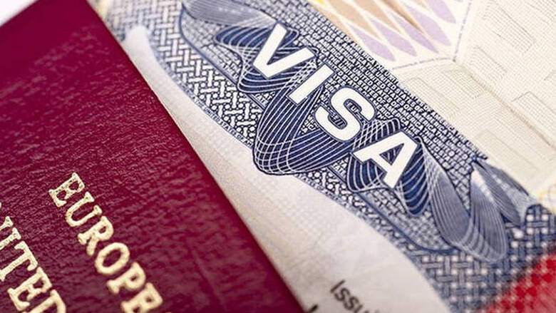 Ουκρανία: Αναστέλλεται η έκδοση Golden Visa για Ρώσους πολίτες στην Ελλάδα