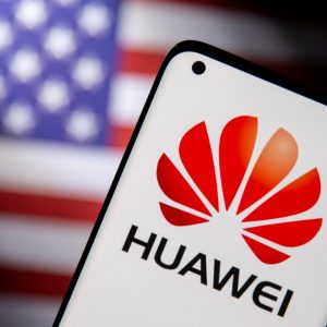 Huawei: Λέει ότι υστερεί έναντι των ΗΠΑ στην κατασκευή τσιπ