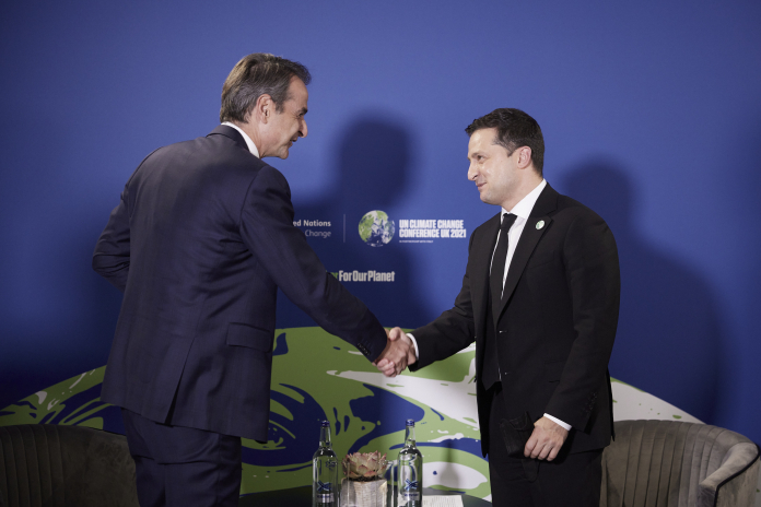 Mitsotakis-Zelenskyy on sidelines of COP26 summit