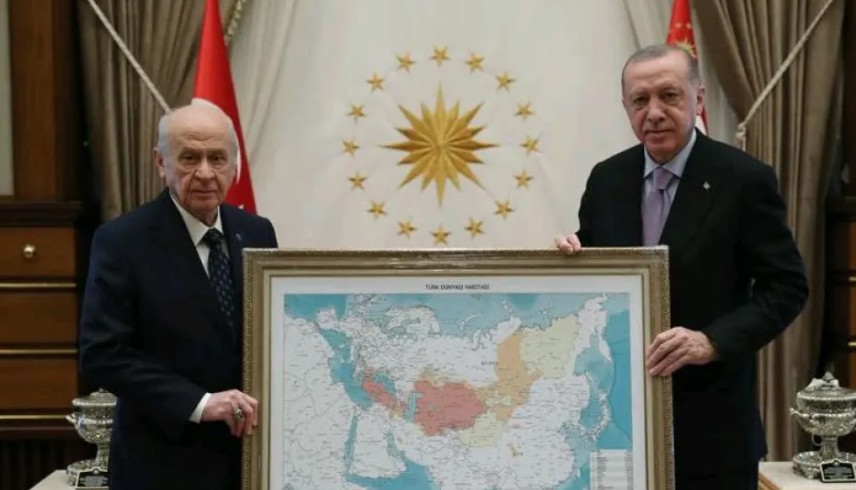 Νέα πρόκληση Ερντογάν και Μπαχτσελί – Θράκη και Κύπρος στον χάρτη του «τουρκικού κόσμου»