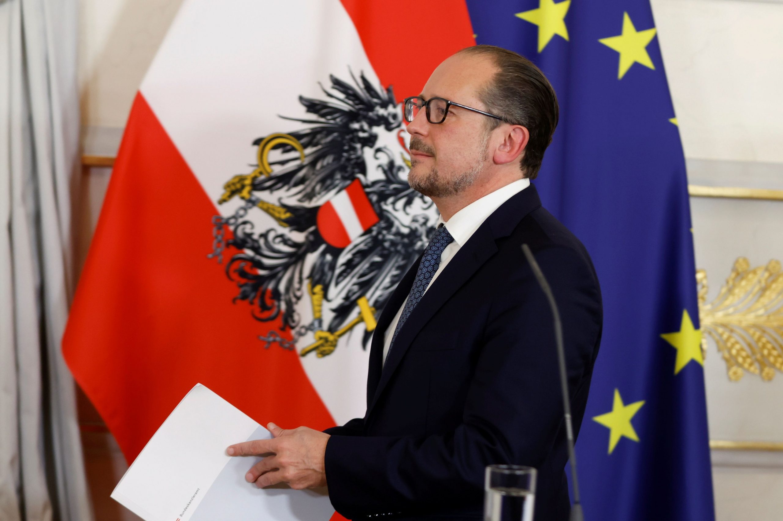 Η Αυστρία έτοιμη να βάλει σε lockdown… τους ανεμβολίαστους
