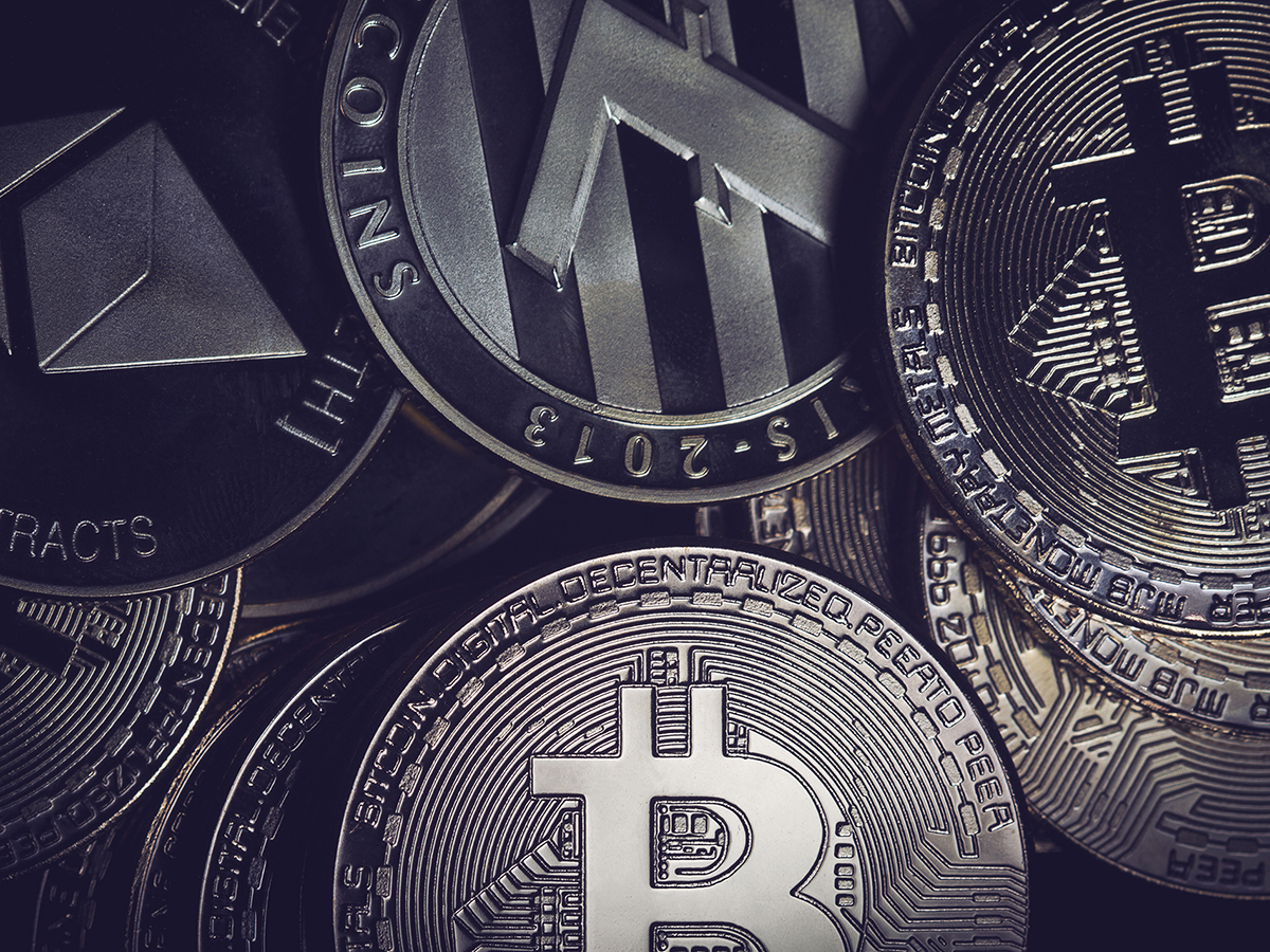 Κρυπτονομίσματα – Σε ελεύθερη πτώση Bitcoin και Ether