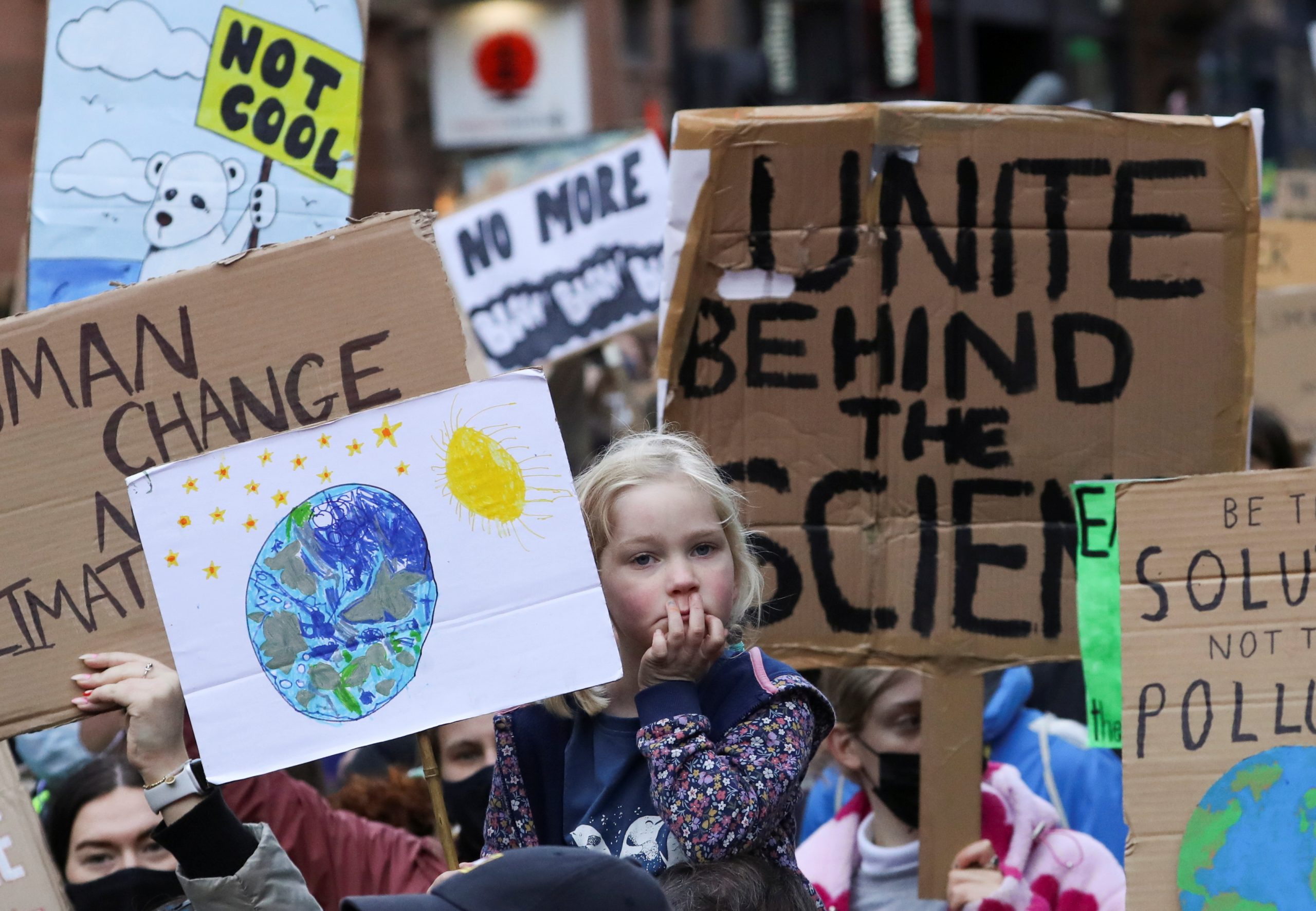 COP26 – Η Γλασκόβη κατακλύζεται από διαδηλωτές