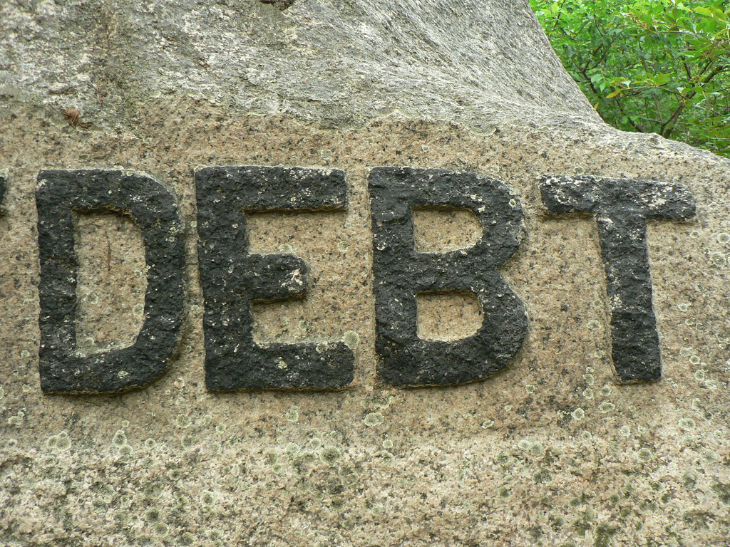 Δεν υπάρχει εύκολη διαφυγή από την παγκόσμια παγίδα χρέους