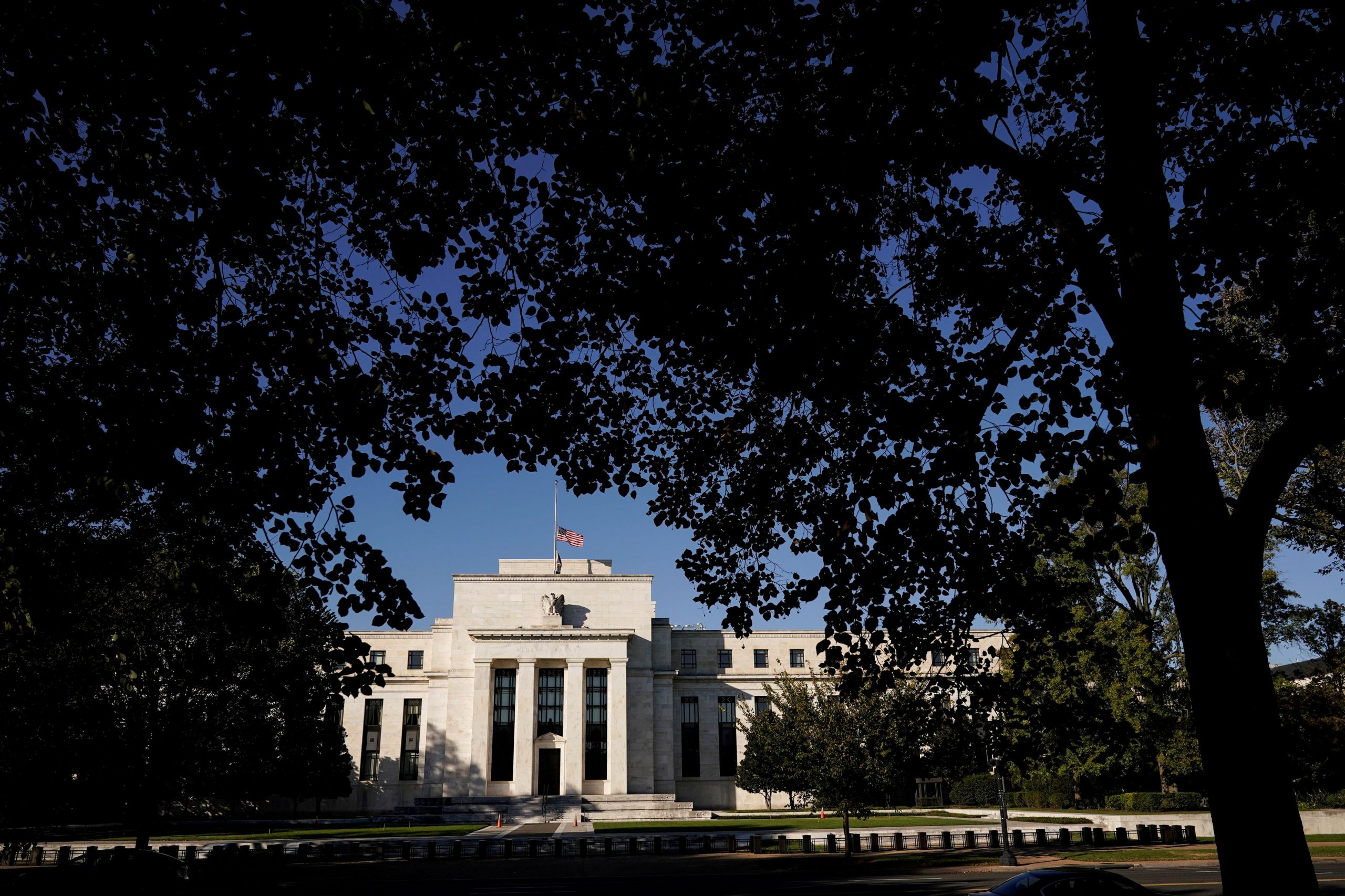 Καυτή οικονομία, αυξανόμενος πληθωρισμός: H Fed δεν έχει καταφέρει να αντιμετωπίσει ένα τέτοιο πρόβλημα μέχρι σήμερα