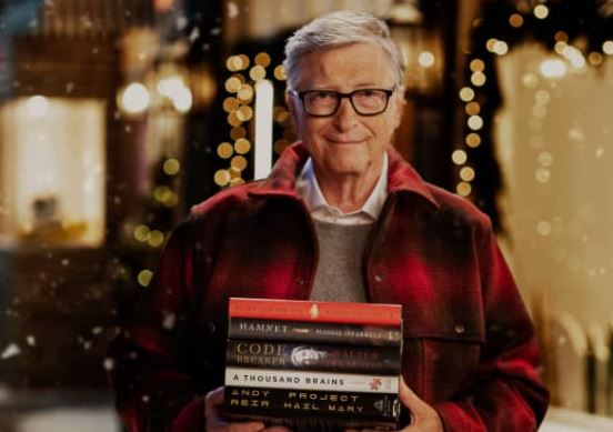 Οι «βιβλιοπροτάσεις» του Μπιλ Γκέιτς για την εορταστική περίοδο