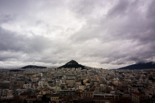 Καιρός: Πέφτει η θερμοκρασία σε όλη τη χώρα