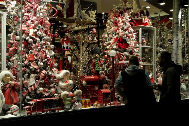 Πέτσας – Οι περιορισμοί δεν θα αρθούν τα Χριστούγεννα