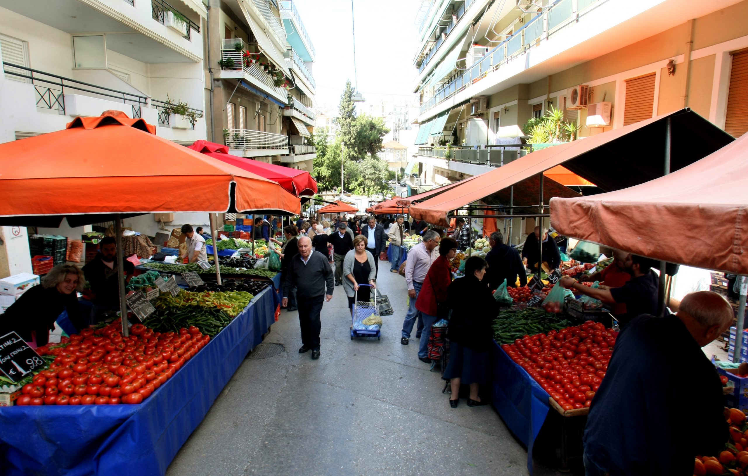 Καθαρά Δευτέρα: Πώς θα λειτουργήσουν οι λαϊκές, η Βαρβάκειος και αγορά του Ρέντη