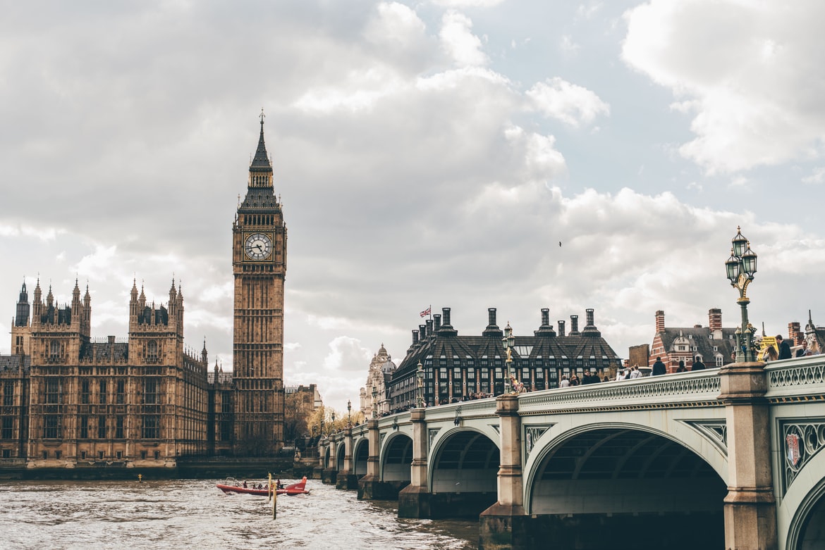 Λονδίνο – Ανακτά τον τίτλο μιας από τις ακριβότερες πόλεις χάρη στην έκρηξη της αγοράς ακινήτων