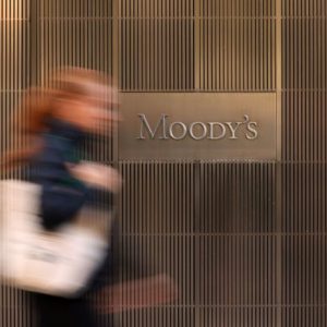 Moody’s: Ξεπέρασαν τις προβλέψεις τα κέρδη τριμήνου