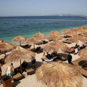 ΑΑΔΕ: Έλεγχοι σε όλους τους τουριστικούς προορισμούς