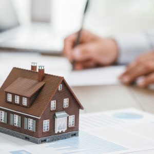 ΕΑΕΕ: Αύξηση 0,8% στο πλήθος των ασφαλιστικών συμβολαίων κατοικίας στο α΄ τρίμηνο