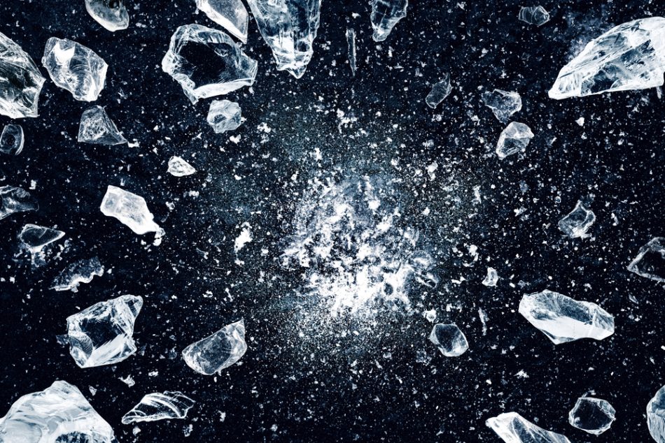 «Θερμός μαύρος πάγος» – Νέα κατάσταση της ύλης ανακάλυψαν οι επιστήμονες