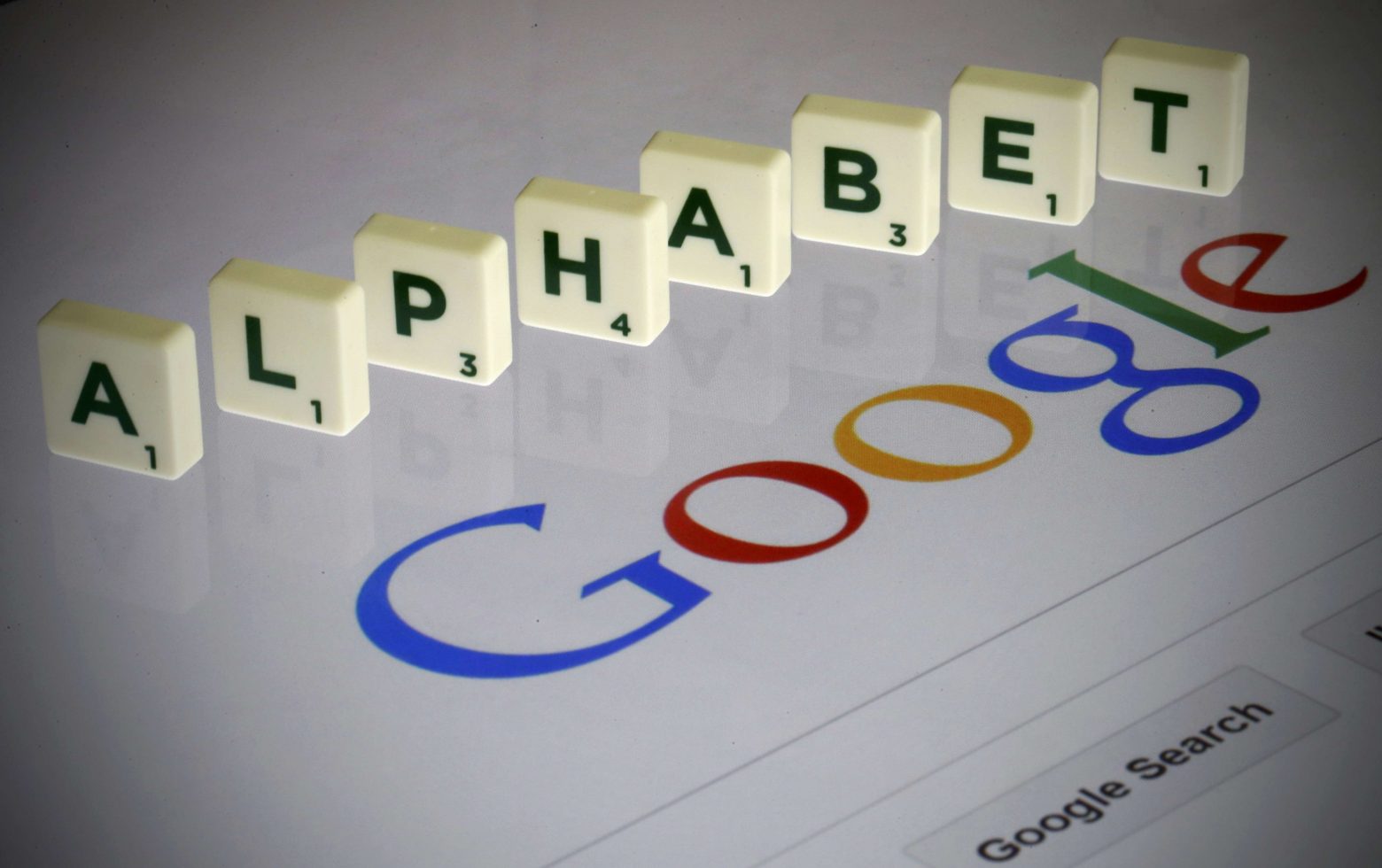 Όμικρον – Ψάχνουν στην Google τα ελληνικά γράμματα