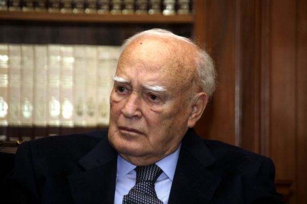 Karolos Papoulias has passed away