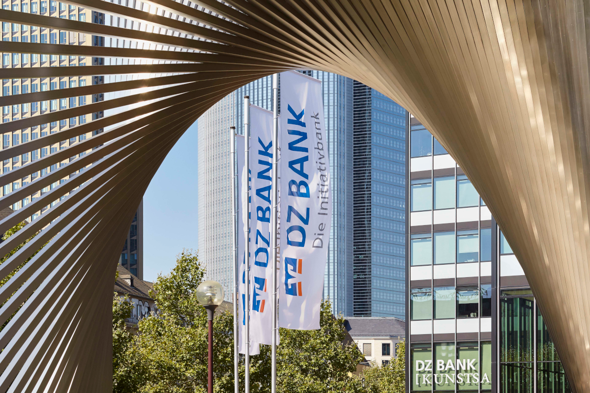 DZ Bank – Η Ελλάδα κλείνει το «τραύμα» που άφησε η χρεοκοπία