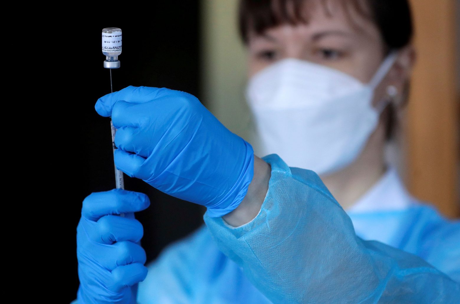 Κορωνοϊός-Όμικρον: Ελάχιστη επιπλέον προστασία προσφέρει η τρίτη δόση εμβολίου μετά από μόλυνση