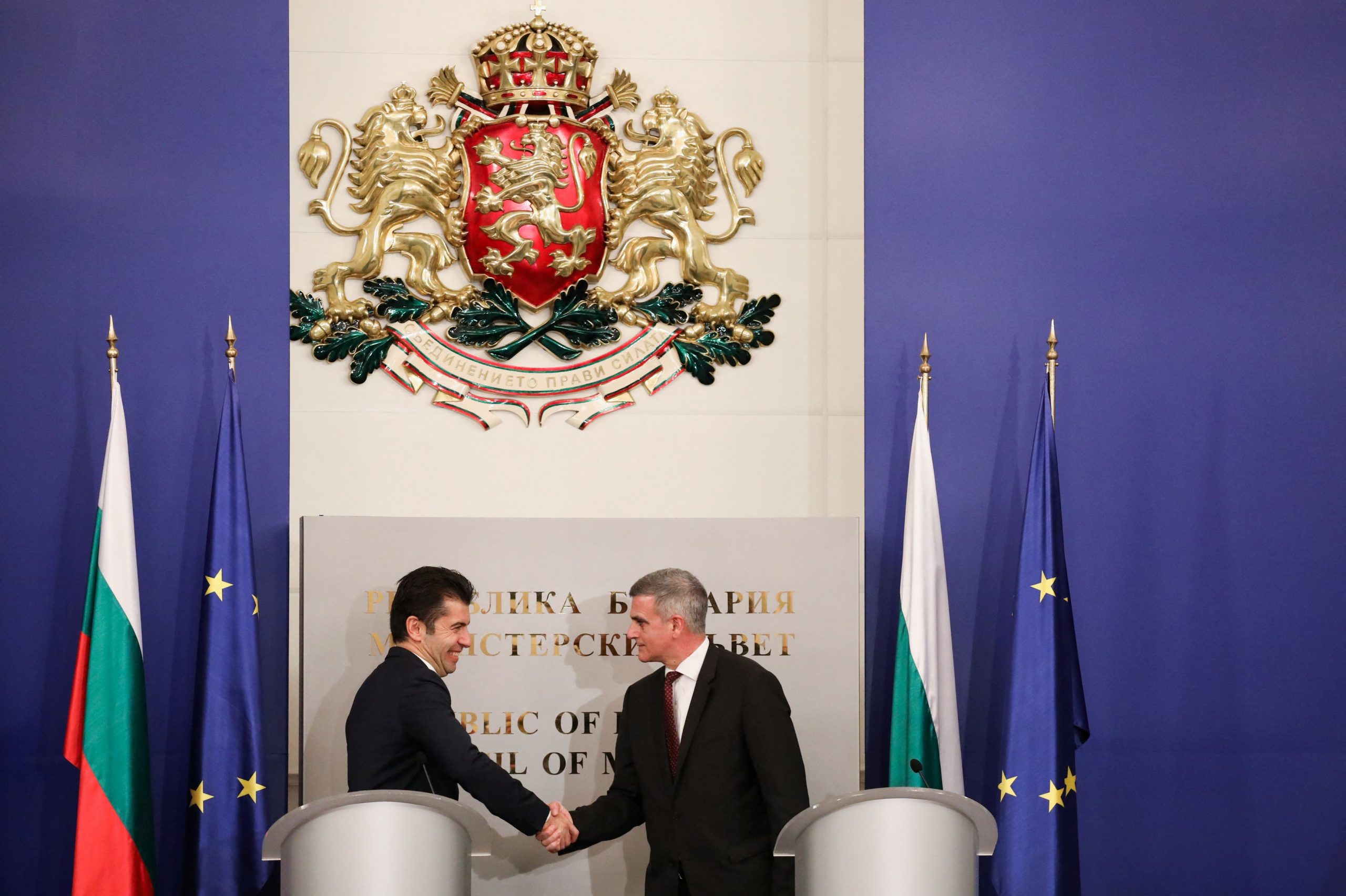 Βουλγαρία – Η νέα κυβέρνηση αποφασίζει ανατιμήσεις σε ρεύμα, νερό, φυσικό αέριο