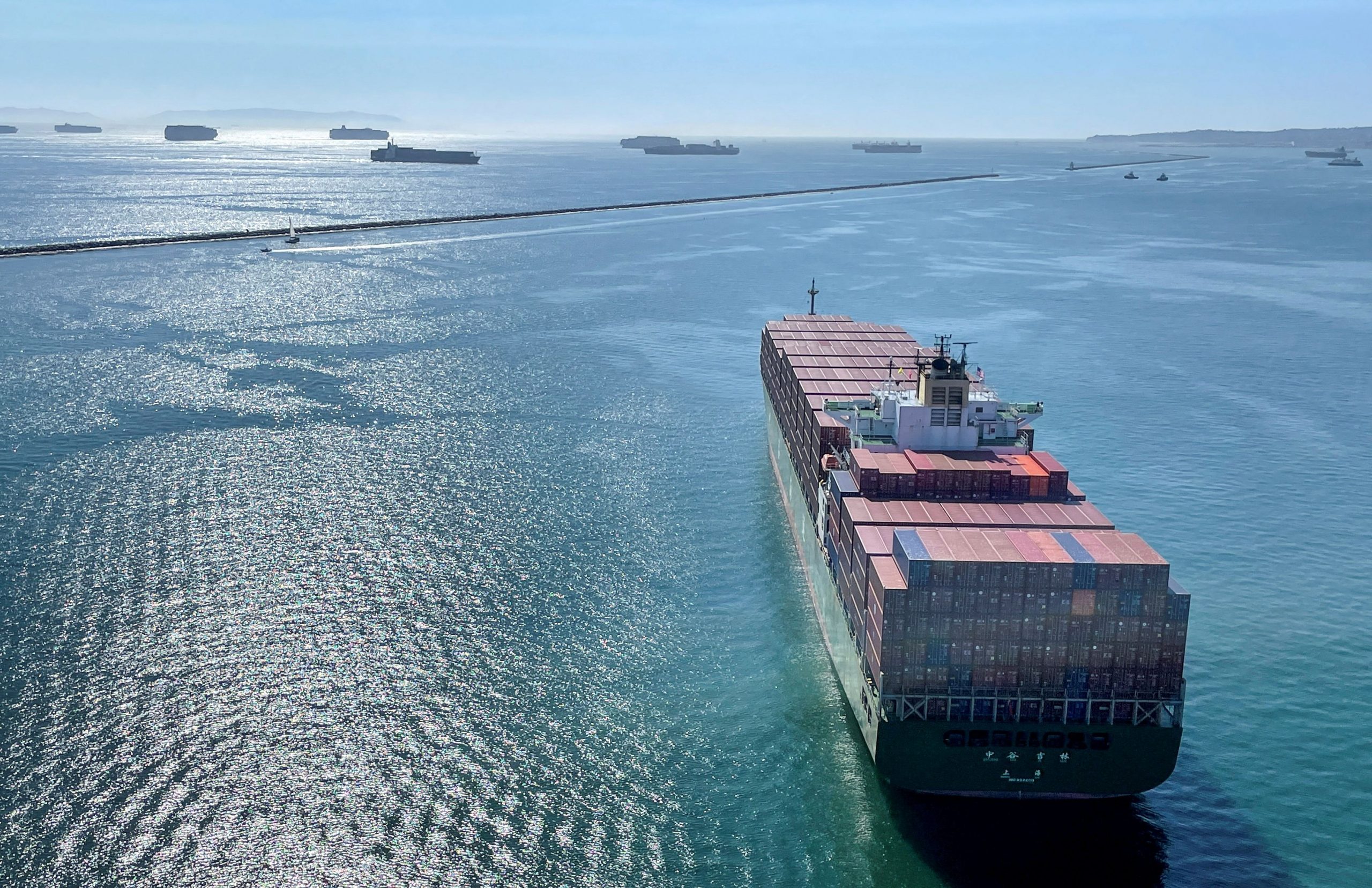 Ρεκόρ στα παροπλισμένα containerships