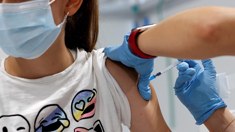 Κορωνοϊός: Διαθέσιμα από σήμερα 40.000 νέα ραντεβού για εμβολιασμούς παιδιών στην Αττική