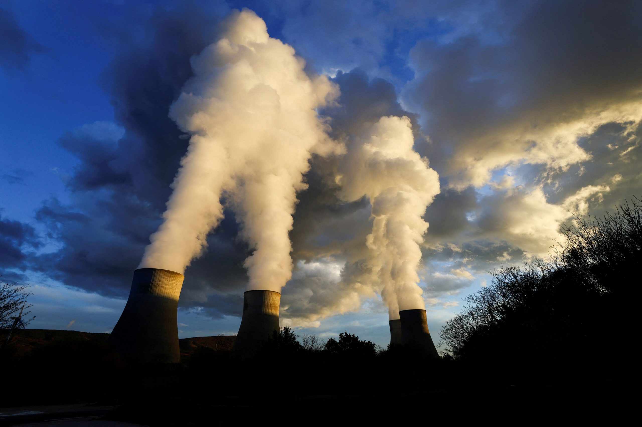 Γαλλία-Γερμανία για πυρηνική ενέργεια – Το… επιδόρπιο του Λεμέρ και η «καλή λύση» του Λίντνερ