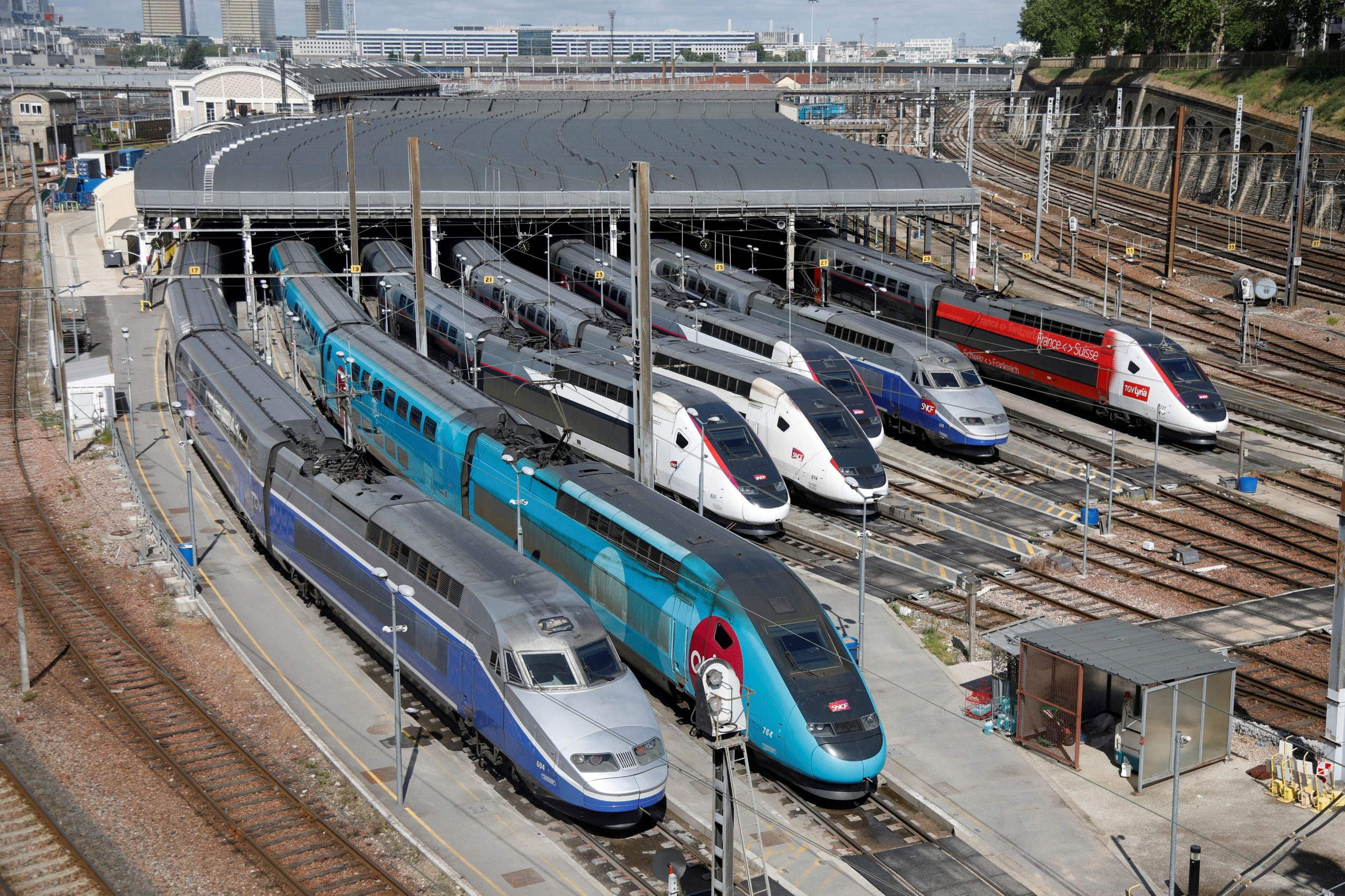 Η Κομισιόν ποντάρει σε «αναγέννηση» των ευρωπαϊκών σιδηροδρόμων