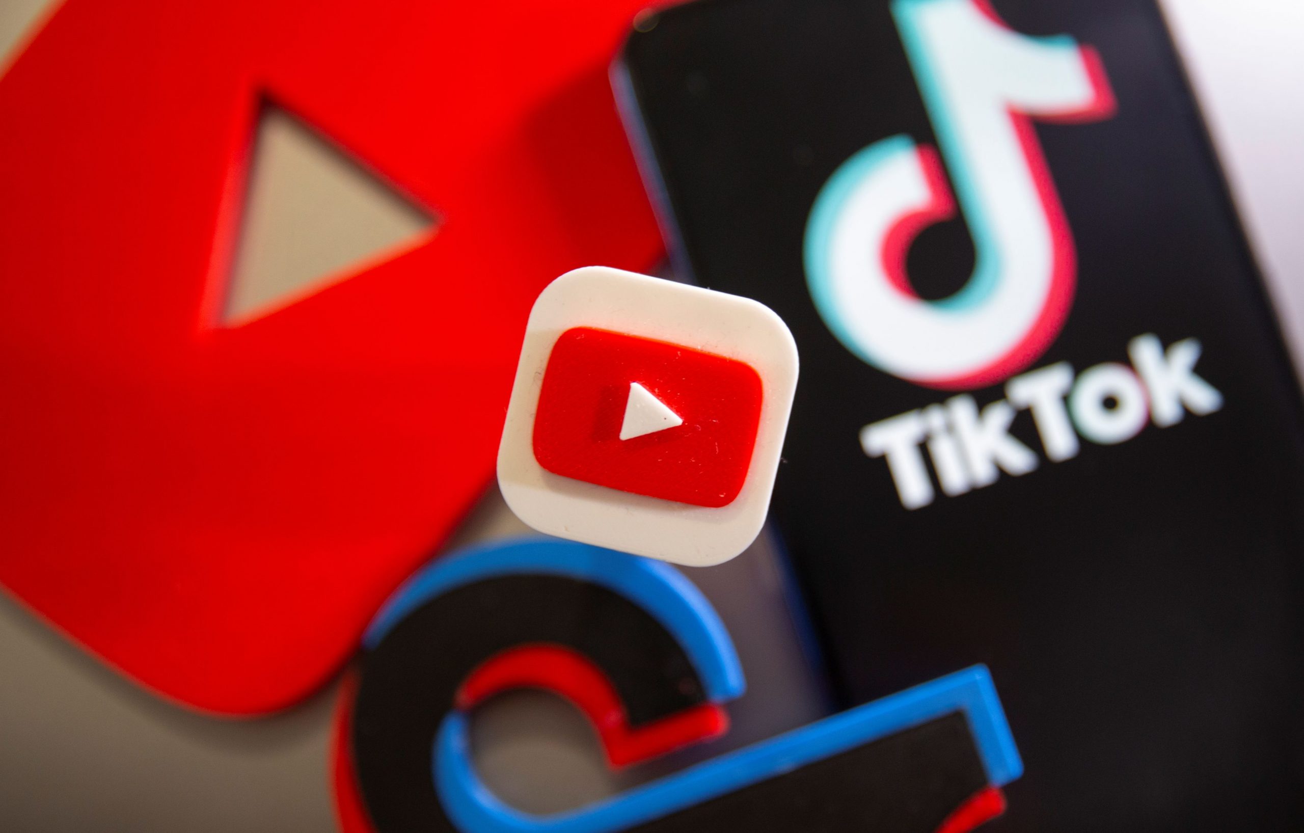 TikTok – Στροφή στην εστίαση και το delivery στις ΗΠΑ