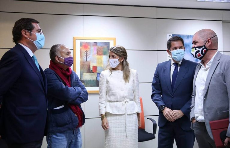 Ισπανία- Ιστορική συμφωνία μεταξύ κυβέρνησης, εργοδοσίας και συνδικάτων για τη μεταρρύθμιση της αγοράς εργασίας