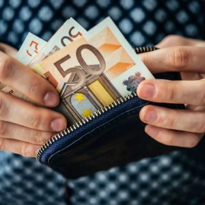 Κατώτατος μισθός – Τη διατήρηση επιδομάτων – τριετιών,  ύψους έως 198 ευρώ, κρίνει το ΣτΕ