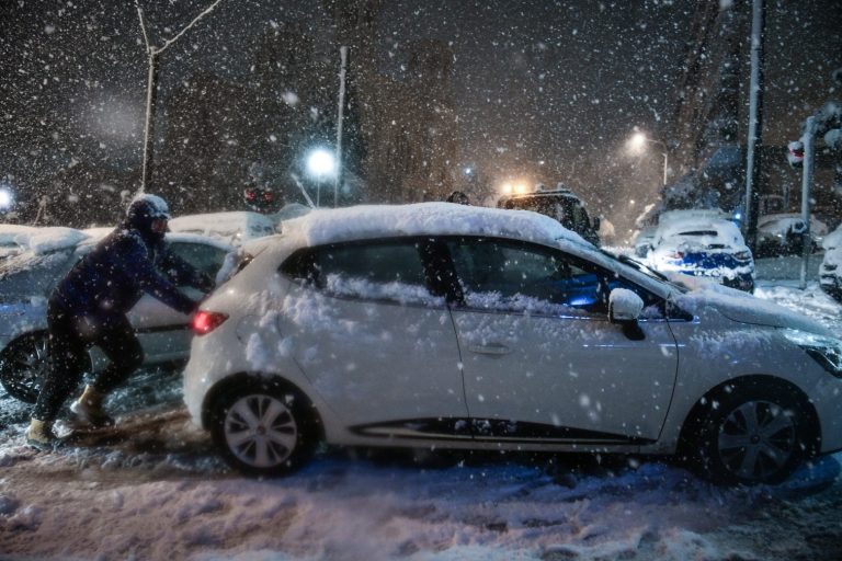Κακοκαιρία «Μπάρμπαρα»: Απαγόρευση κυκλοφορίας φορτηγών σε κεντρικούς άξονες της Αττικής