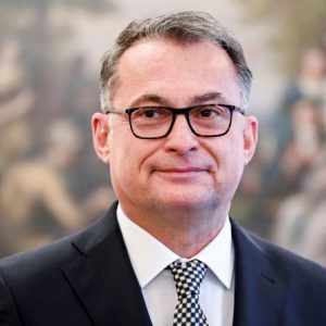 ΕΚΤ: Τα γεράκια ξαναχτυπούν – Πρέπει να είμαστε προσεκτικοί σε νέες μειώσεις