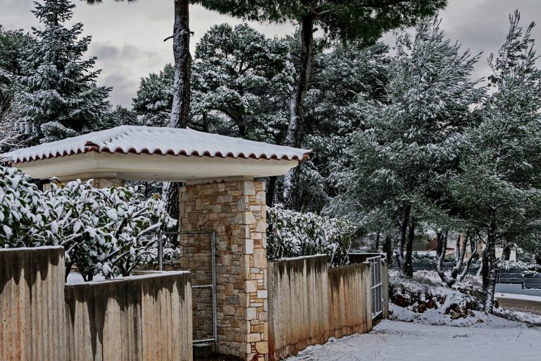 Κακοκαιρία «Μπάρμπαρα»: Σε κατάσταση συναγερμού οι δήμοι της Αττικής