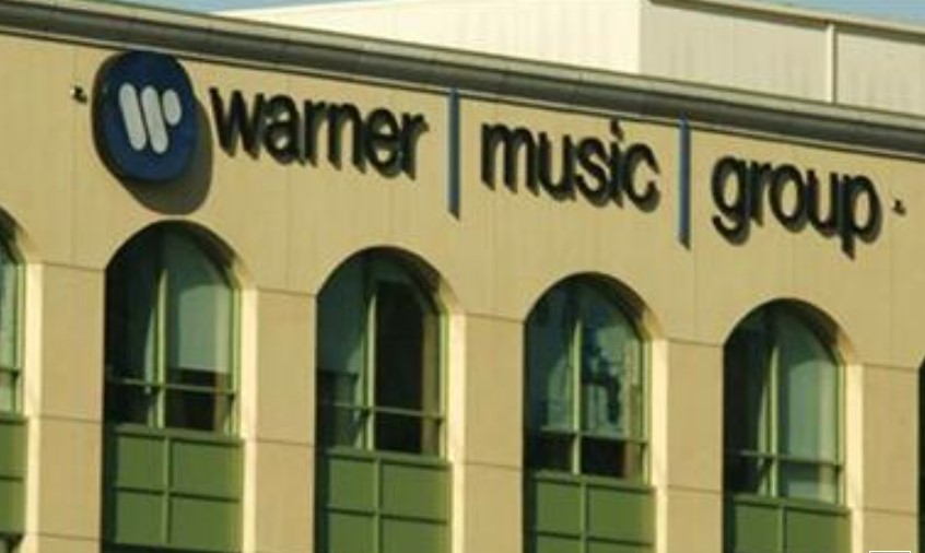 Warner Music: Ετοιμάζει NFTs για τα καλλιτεχνικά της αστέρια σε συνεργασία με την OneOf