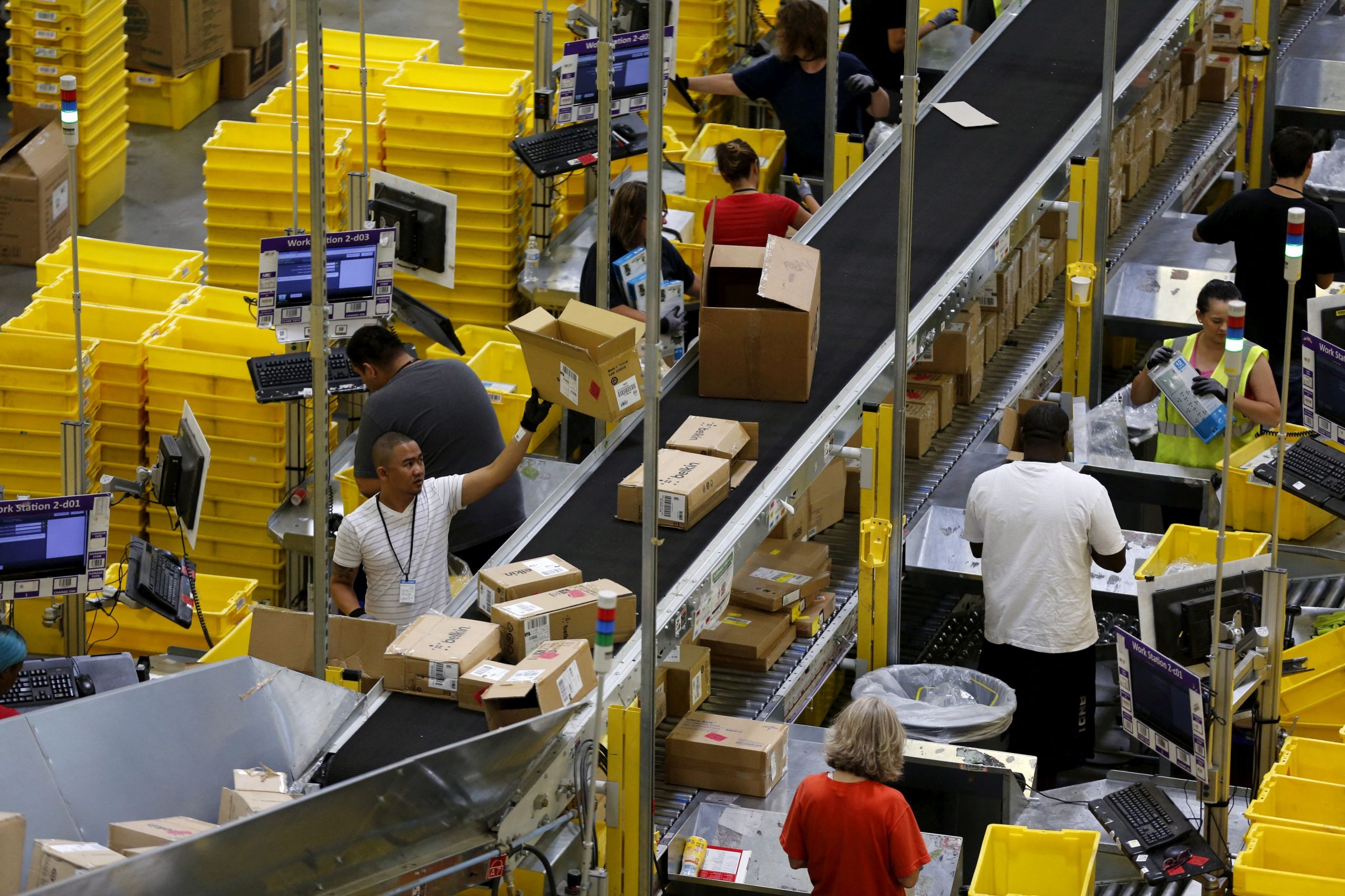 Amazon: Εξαγοράζει την Roomba προς 1,7 δισ. δολ.