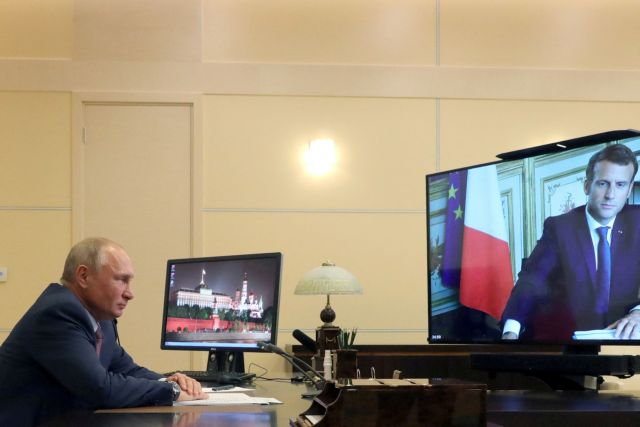 Πούτιν: Συνεχάρη τον Μακρόν για την επανεκλογή του