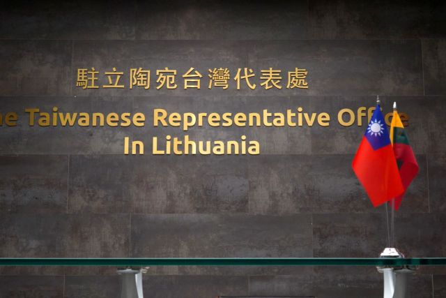 Γερμανική «πόρτα» στη Λιθουανία, που ζητά στήριξη απέναντι στην Κίνα