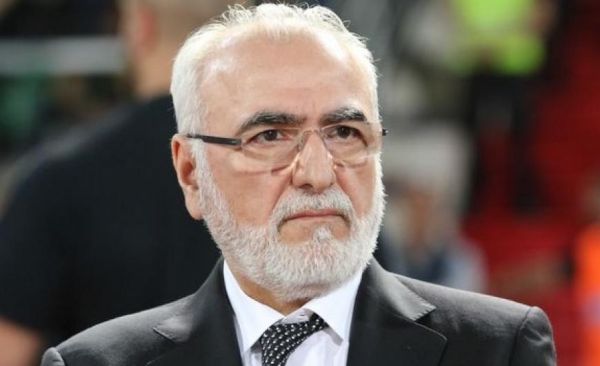 Suspended 25-month prison sentence imposed on PAOK FC owner Savvidis for illegally entering playing field in 2018