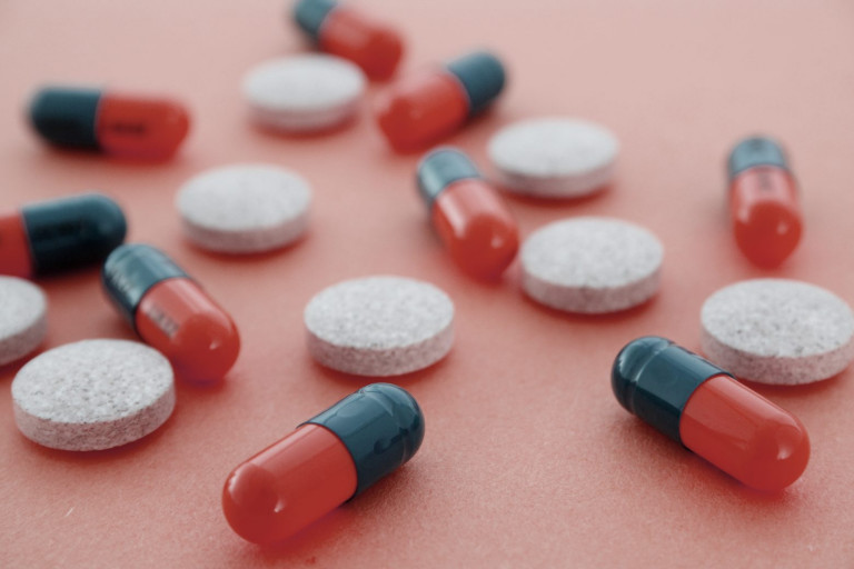 Κίνα: Εγκρίνει το χάπι της Pfizer κατά του κορωνοϊού