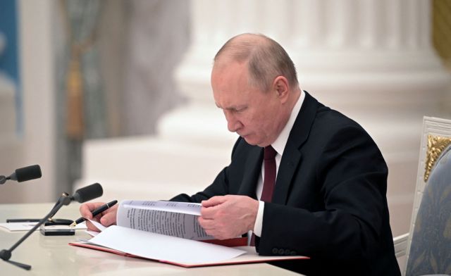 Ρωσία: Προεδρικό διάταγμα περιορίζει εξαγωγές πρώτων υλών – Αύριο η λίστα των προϊόντων και των κρατών που θίγονται