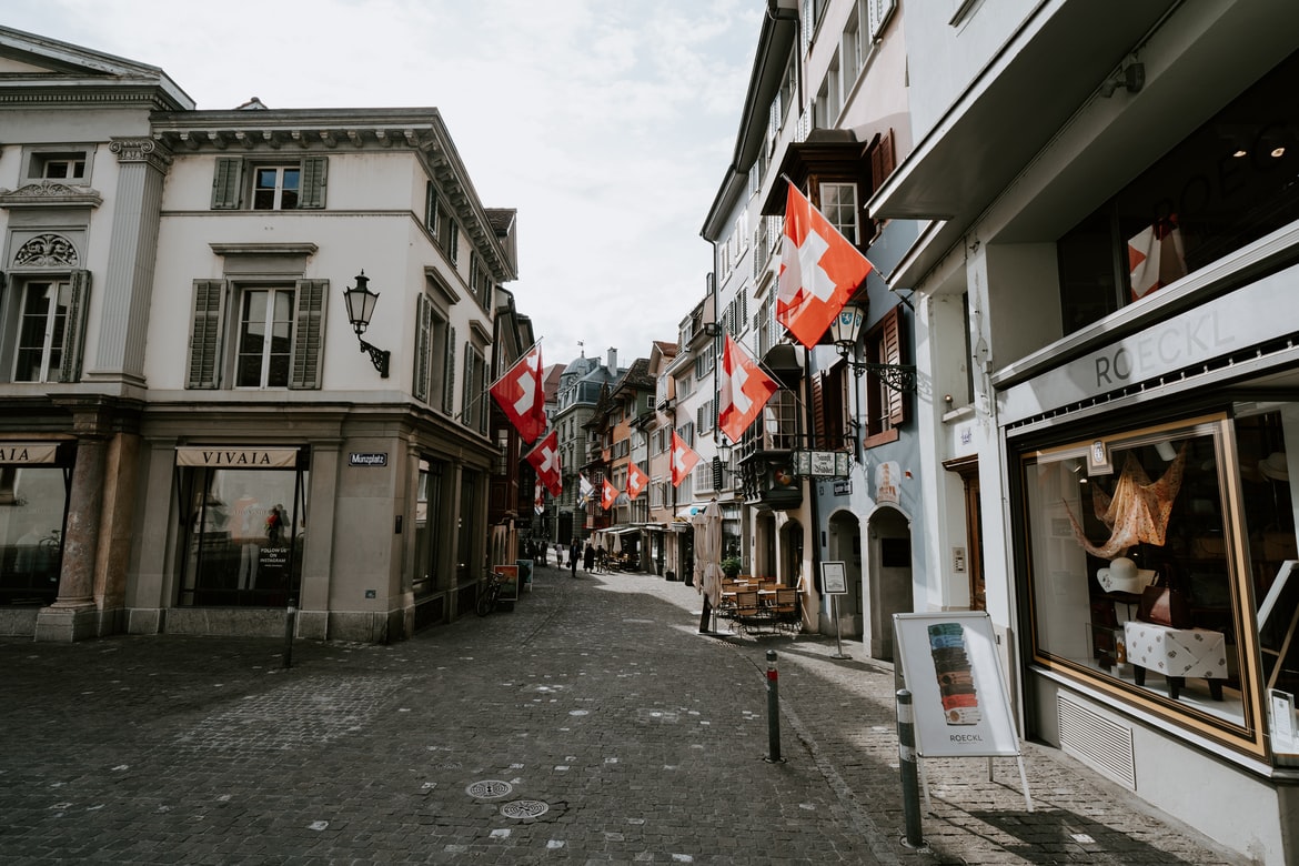Ελβετία: Ανησυχία πολιτών για τα οικονομικά τους το 2023
