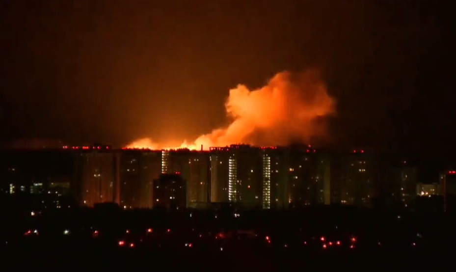 LIVE: Ισχυρές εκρήξεις συνταράσσουν το Κίεβο μετά την παύση των διαπραγματεύσεων – Δύσκολη νύχτα