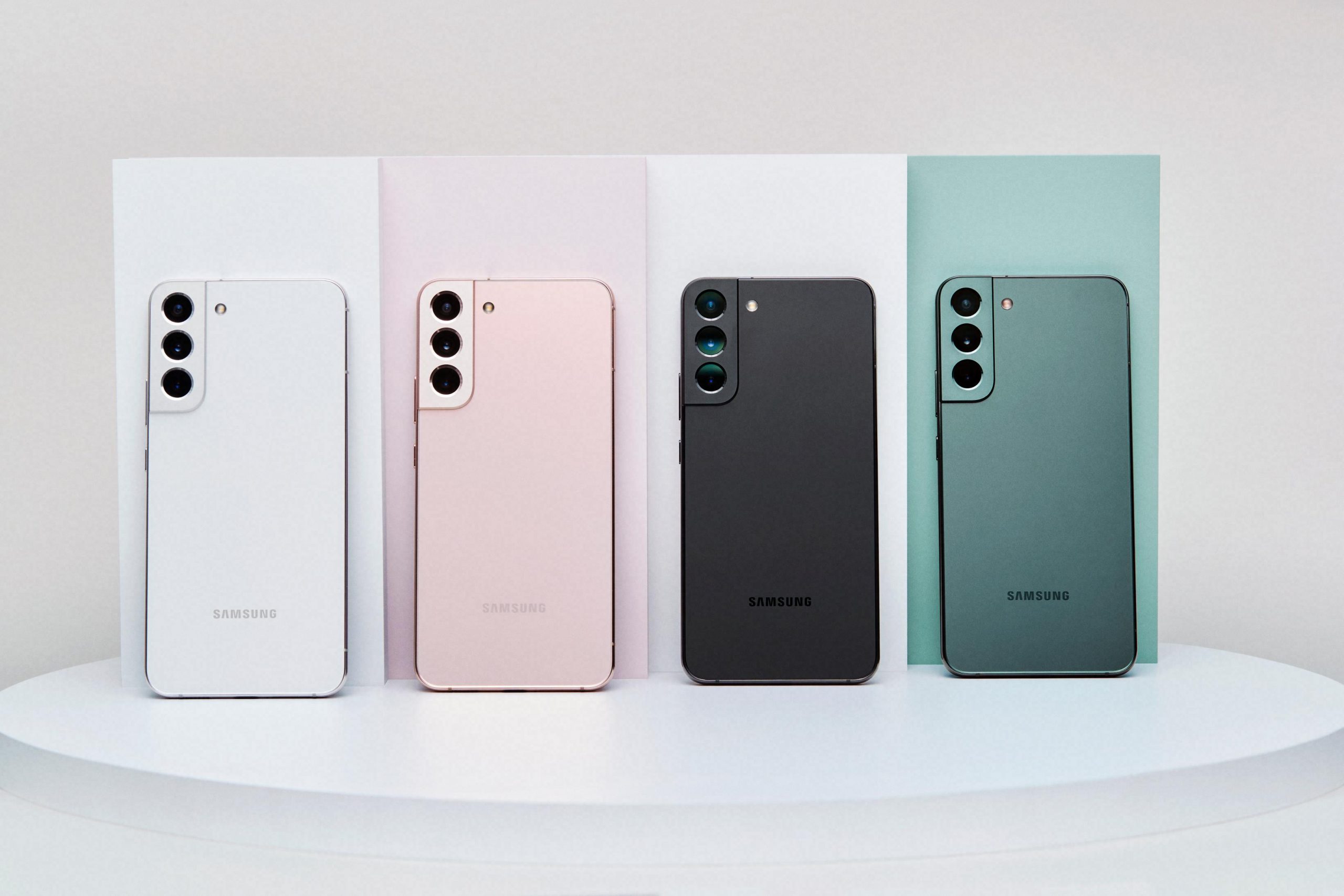Samsung: Ανακοινώθηκαν τα νέα Galaxy S22, S22+ και S22 Ultra