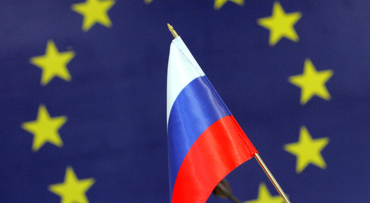 EE: Οι Βρυξέλλες επιδιώκουν να απαγορεύσουν τη ρωσική χρηματοδότηση ευρωπαίων πολιτικών